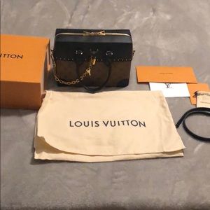 Louis Vuitton City Malle MM bag